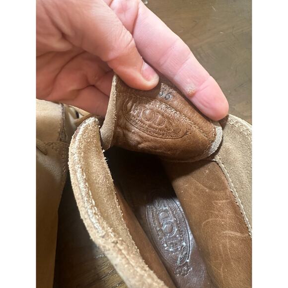 Tod’s Leather Chukka Boots Beige Brown Shoes EU 36 US Wmn 6 Suede Luxury - Picture 5 of 8